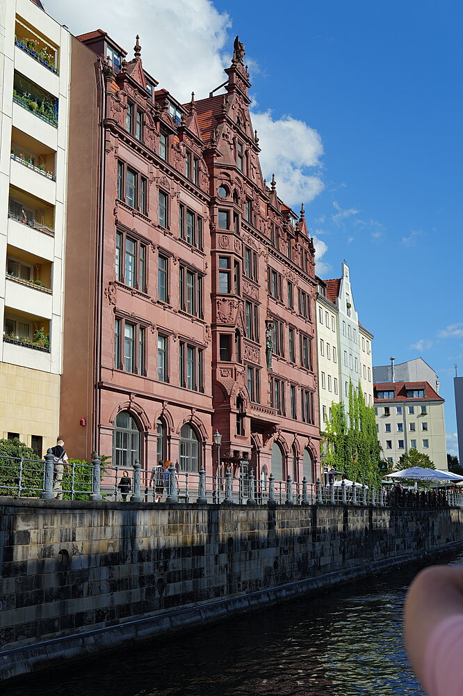 Flot facade
