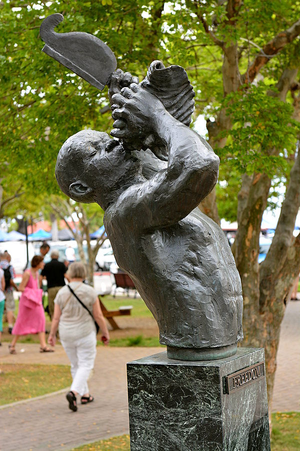 Freedom statue