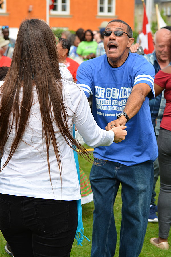Der danses