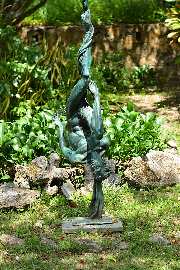 Figur i haven