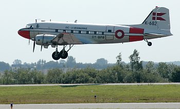 DC-3 Her i VIP udgaven